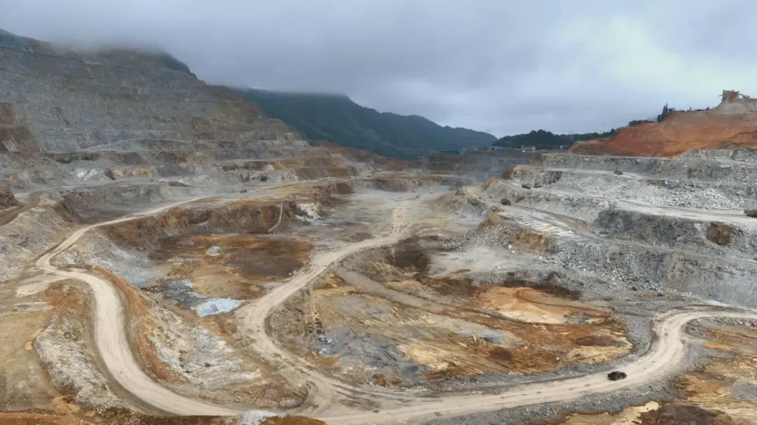 1.jpg 矿山.jpg